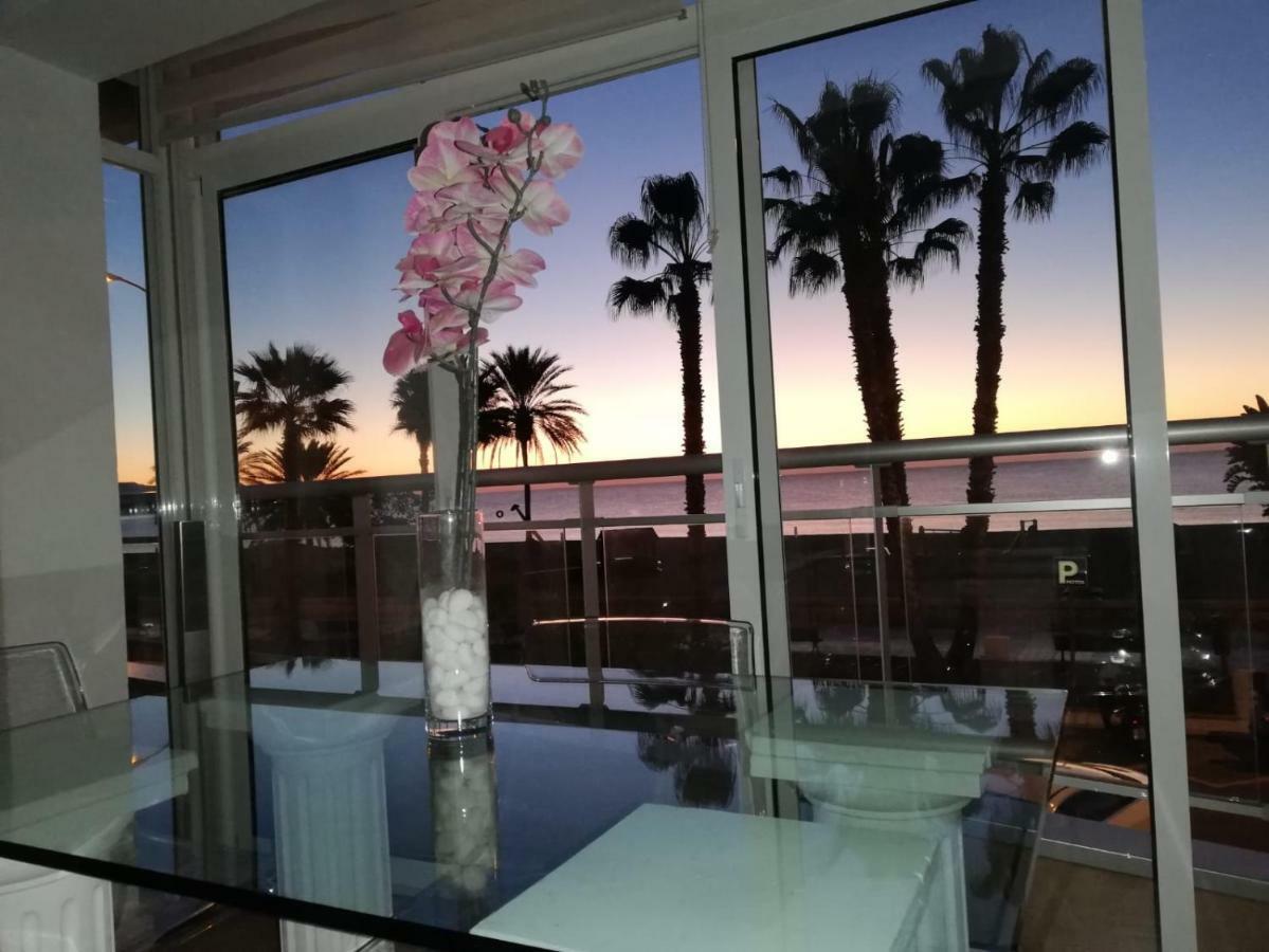 Apartamento Lujo Frente Al Mar Centro De Málaga Eksteriør billede