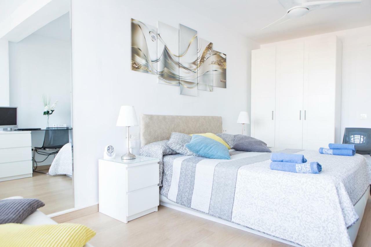 Apartamento Lujo Frente Al Mar Centro De Málaga Eksteriør billede