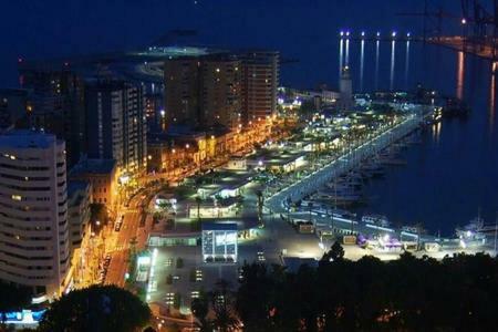 Apartamento Lujo Frente Al Mar Centro De Málaga Eksteriør billede